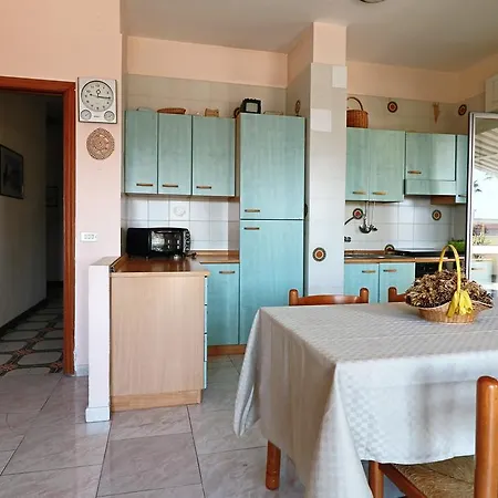 Casa Vacanza La Torre Apartment *